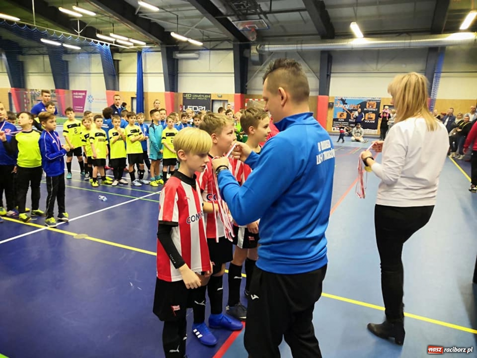 Zdjęcie w galerii na portalu naszraciborz.pl: LKS Tworków gościnny, MFK Karvina najlepsza [FOTO] wiadomości z regionu