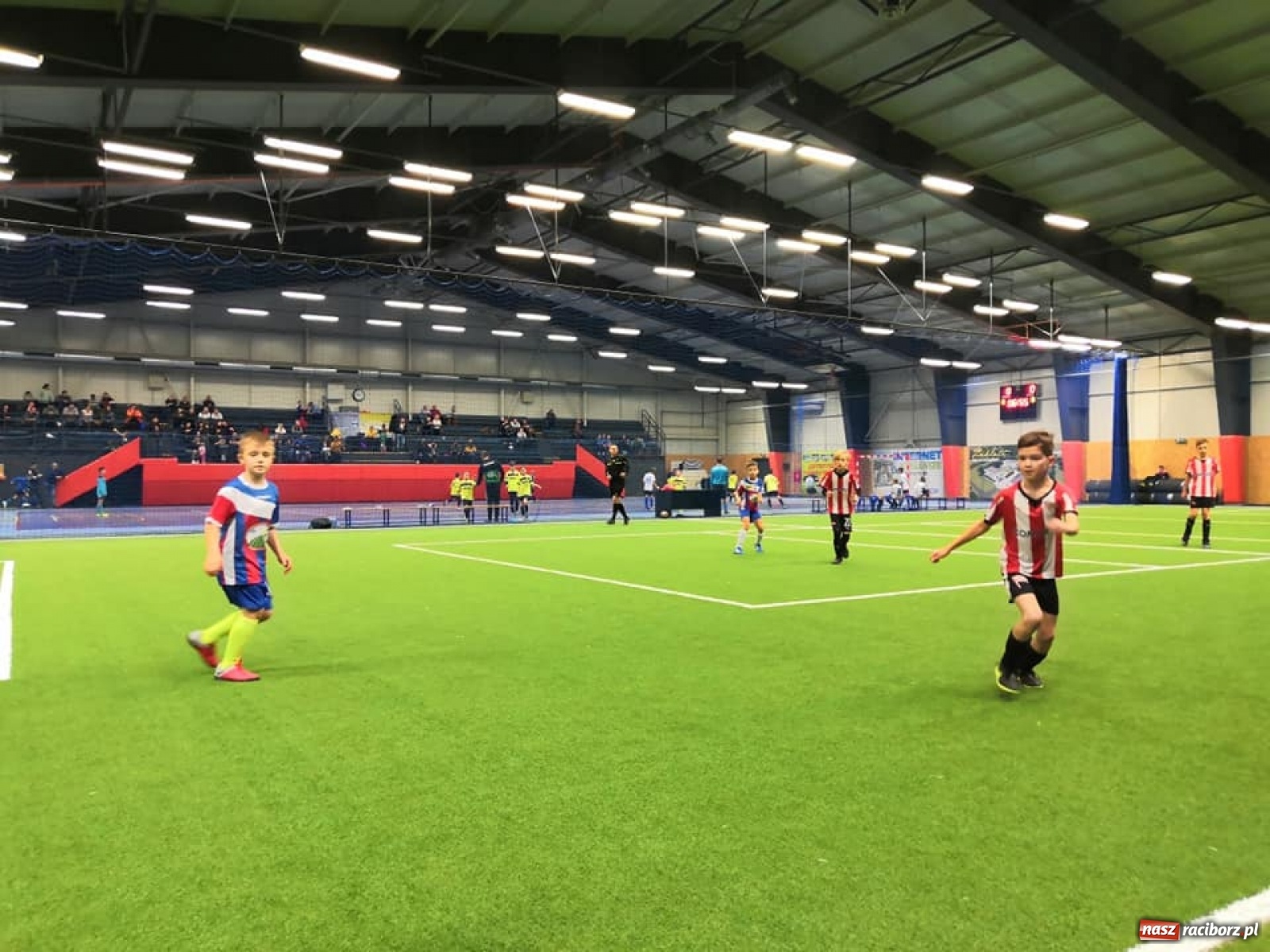 Zdjęcie w galerii na portalu naszraciborz.pl: LKS Tworków gościnny, MFK Karvina najlepsza [FOTO] wiadomości z regionu