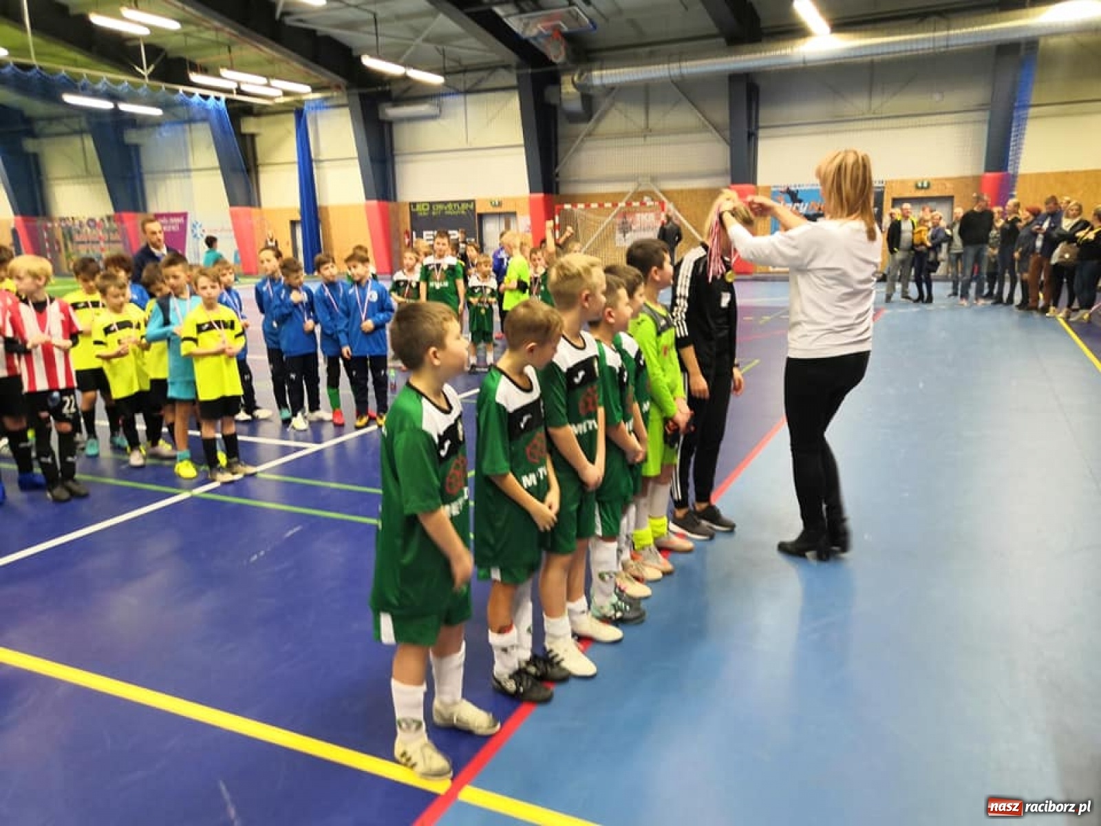 Zdjęcie w galerii na portalu naszraciborz.pl: LKS Tworków gościnny, MFK Karvina najlepsza [FOTO] wiadomości z regionu