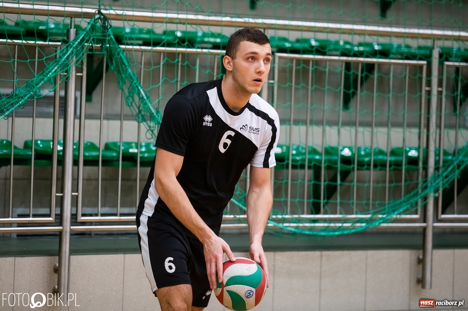 Zdjęcie w galerii na portalu naszraciborz.pl: Akademickie Mistrzostwa Śląska w siatkówce w Arenie Rafako wiadomości z regionu