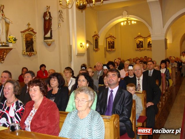 Zdjęcie w galerii na portalu naszraciborz.pl: Dziękowali za 25 lat wspólnego śpiewania wiadomości z regionu