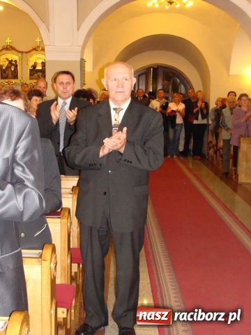 Zdjęcie w galerii na portalu naszraciborz.pl: Dziękowali za 25 lat wspólnego śpiewania wiadomości z regionu