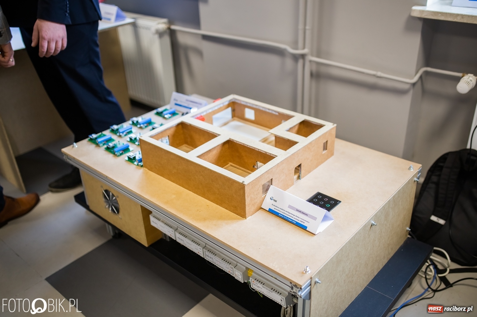 Zdjęcie w galerii na portalu naszraciborz.pl: Studenci Automatyki i Robotyki zaprezentowali swe prace inżynierskie [FOTO i WIDEO] wiadomości z regionu