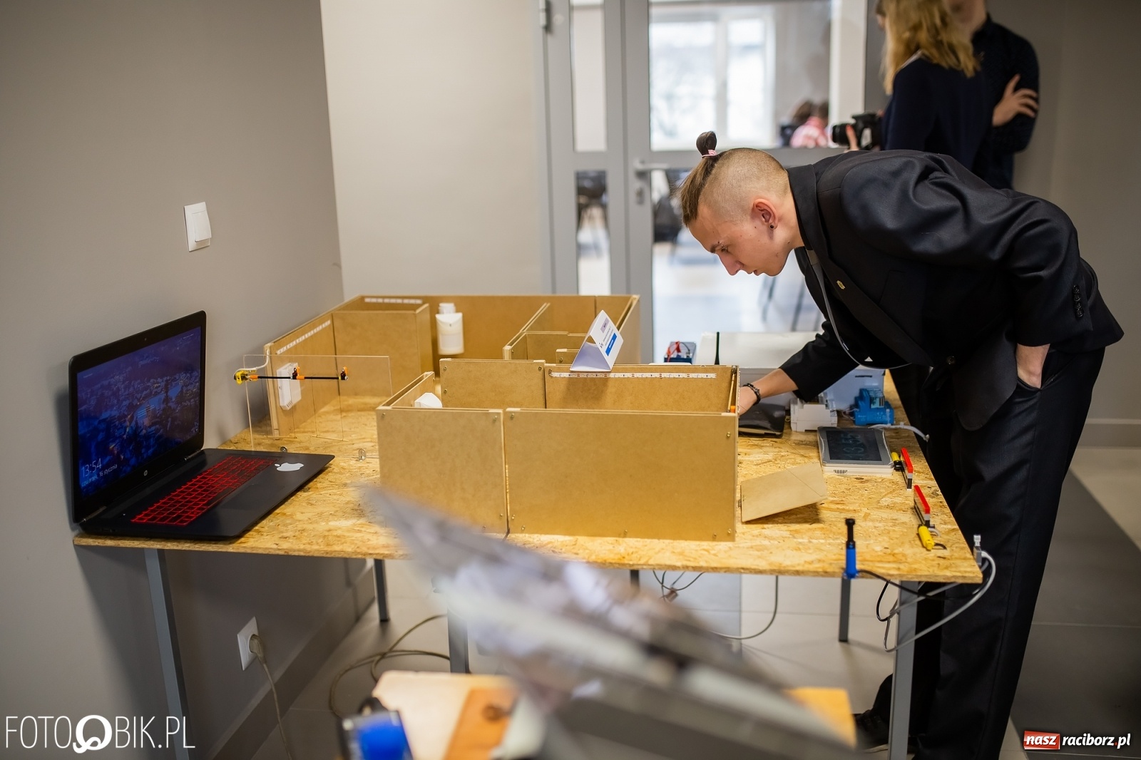 Zdjęcie w galerii na portalu naszraciborz.pl: Studenci Automatyki i Robotyki zaprezentowali swe prace inżynierskie [FOTO i WIDEO] wiadomości z regionu