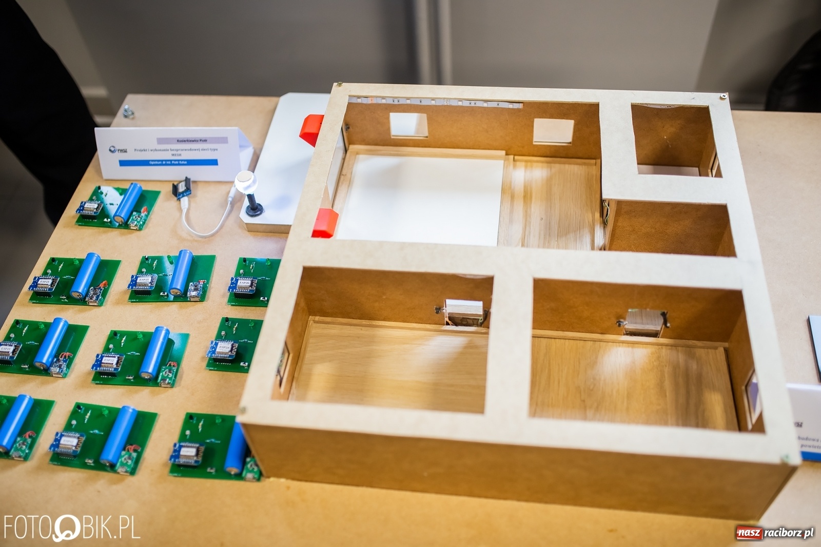 Zdjęcie w galerii na portalu naszraciborz.pl: Studenci Automatyki i Robotyki zaprezentowali swe prace inżynierskie [FOTO i WIDEO] wiadomości z regionu