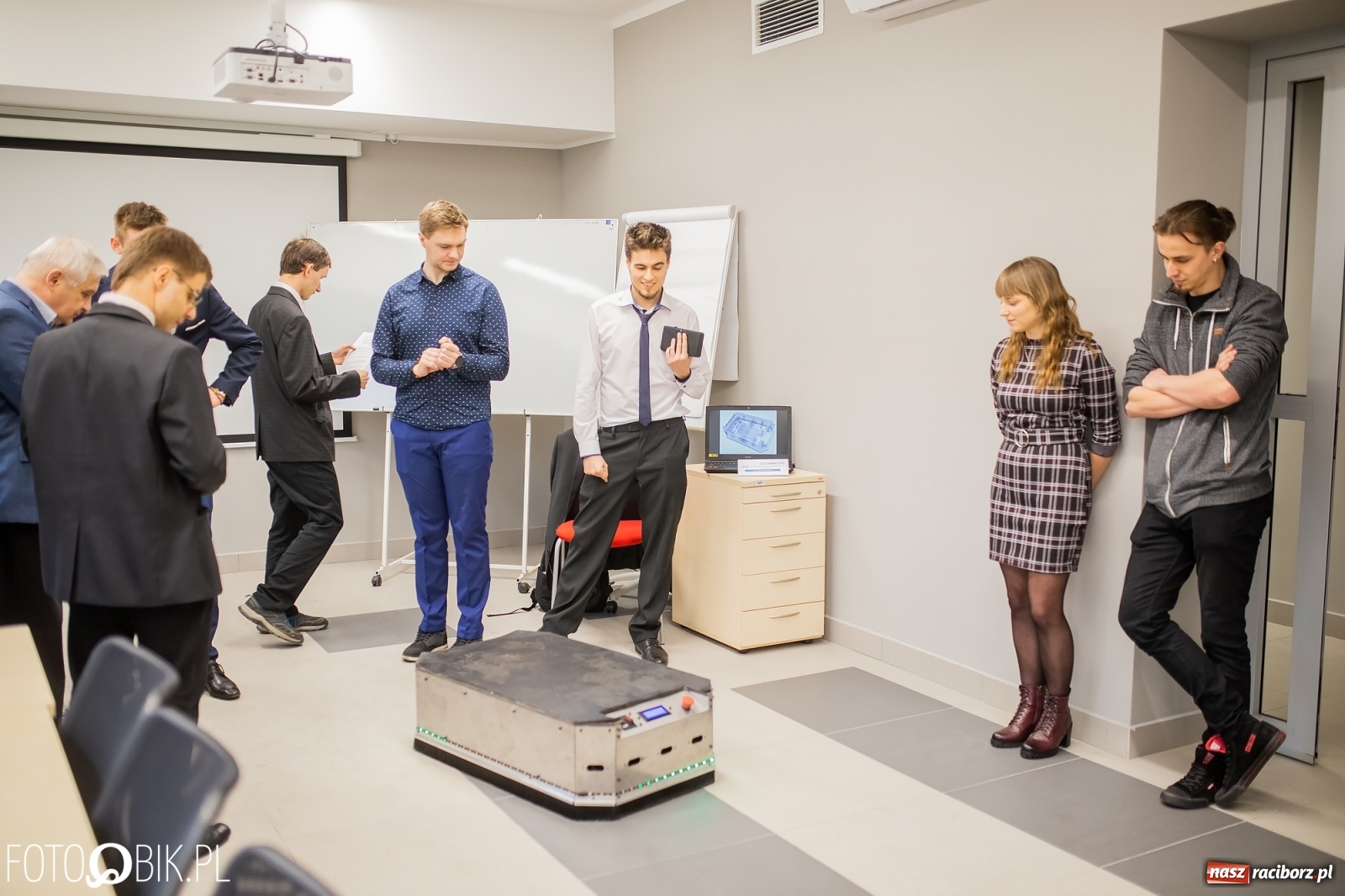 Zdjęcie w galerii na portalu naszraciborz.pl: Studenci Automatyki i Robotyki zaprezentowali swe prace inżynierskie [FOTO i WIDEO] wiadomości z regionu