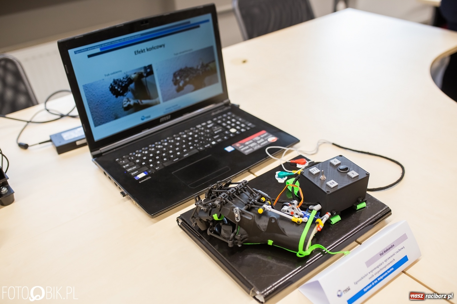 Zdjęcie w galerii na portalu naszraciborz.pl: Studenci Automatyki i Robotyki zaprezentowali swe prace inżynierskie [FOTO i WIDEO] wiadomości z regionu