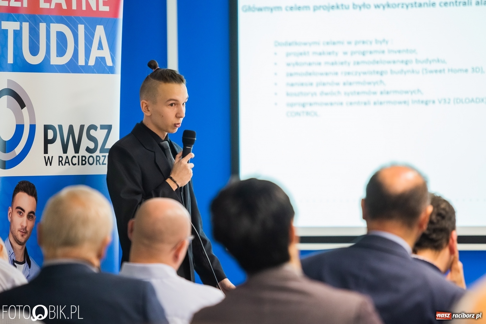 Zdjęcie w galerii na portalu naszraciborz.pl: Studenci Automatyki i Robotyki zaprezentowali swe prace inżynierskie [FOTO i WIDEO] wiadomości z regionu