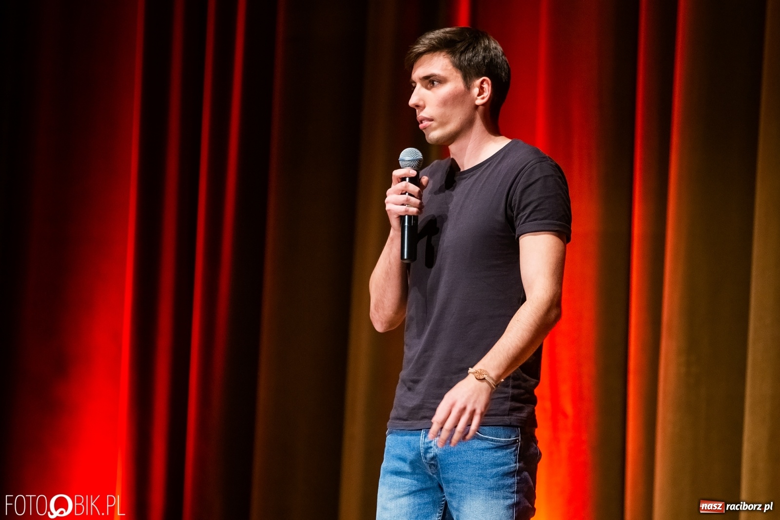 Zdjęcie w galerii na portalu naszraciborz.pl: Mateusz Socha z premierowym programem w Raciborskim Centrum Kultury wiadomości z regionu