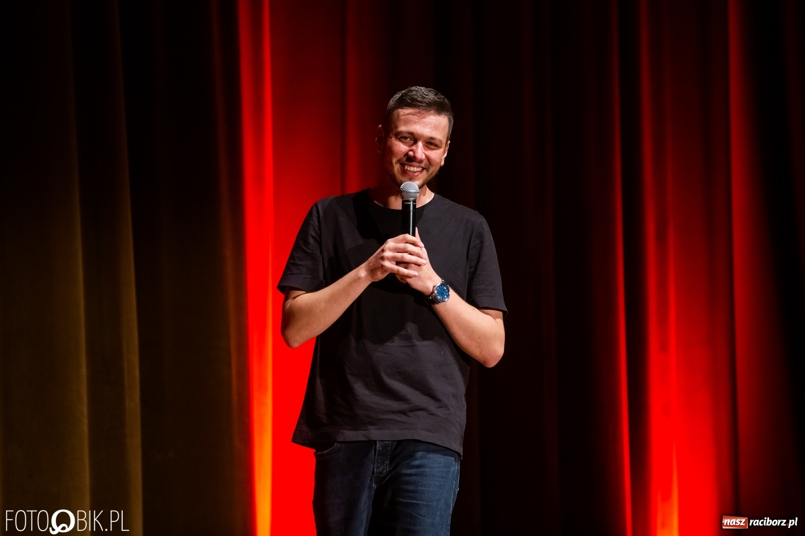 Zdjęcie w galerii na portalu naszraciborz.pl: Mateusz Socha z premierowym programem w Raciborskim Centrum Kultury wiadomości z regionu