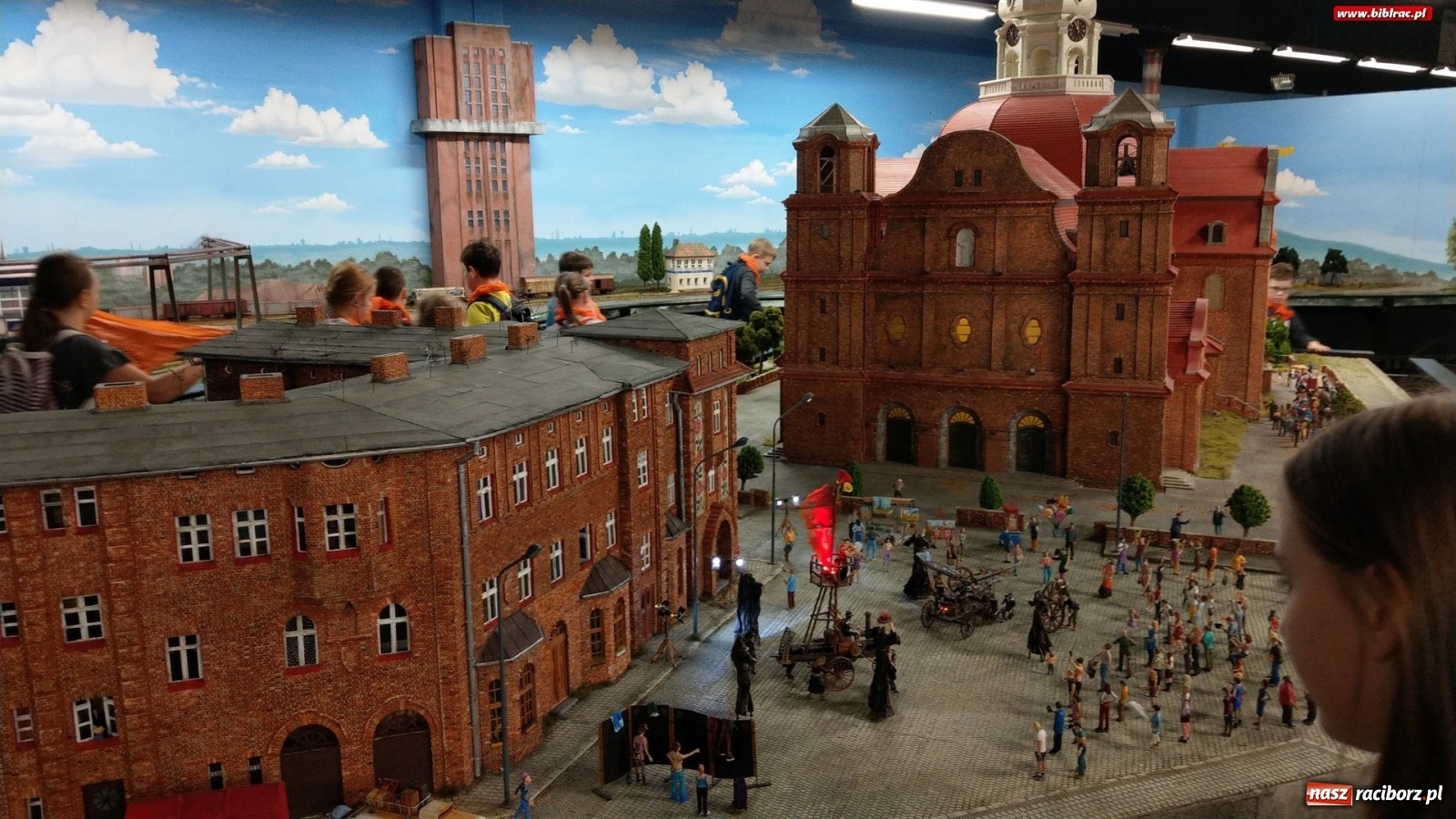 Zdjęcie w galerii na portalu naszraciborz.pl: Ferie z biblioteką: wycieczka do Kolejkowa wiadomości z regionu