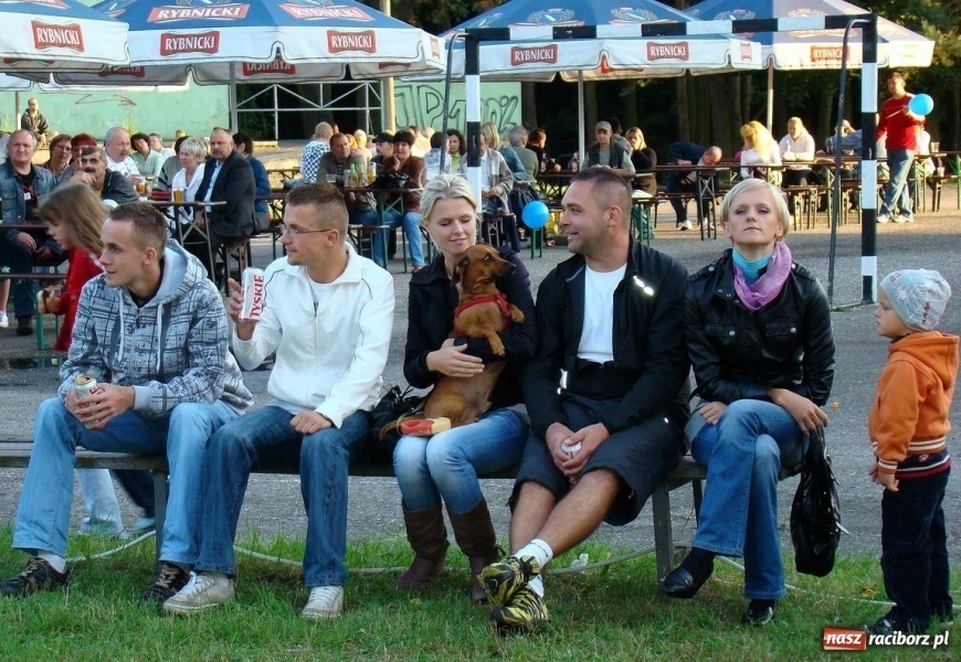 Zdjęcie w galerii na portalu naszraciborz.pl: Festyn w Kuźni bez namiotu wiadomości z regionu
