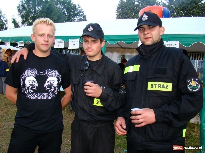 Zdjęcie w galerii na portalu naszraciborz.pl: Festyn w Kuźni bez namiotu wiadomości z regionu