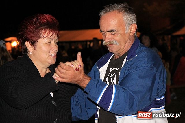 Zdjęcie w galerii na portalu naszraciborz.pl: Festyn w Kuźni bez namiotu wiadomości z regionu