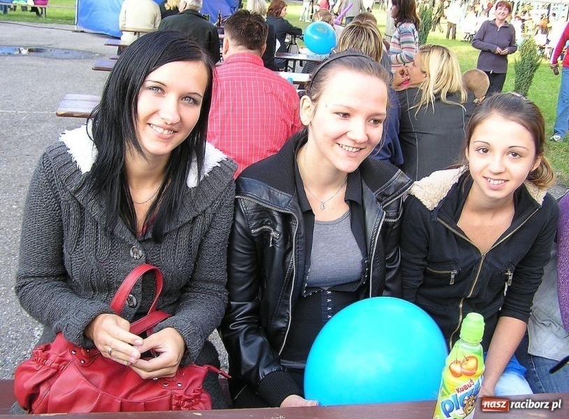 Zdjęcie w galerii na portalu naszraciborz.pl: Festyn w Kuźni bez namiotu wiadomości z regionu
