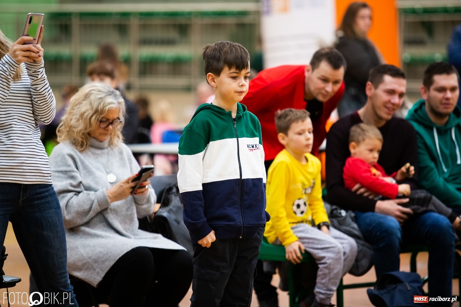 Zdjęcie w galerii na portalu naszraciborz.pl: Mistrzostwa Raciborza Aut Zdalnie Sterowanych w Arenie Rafako wiadomości z regionu