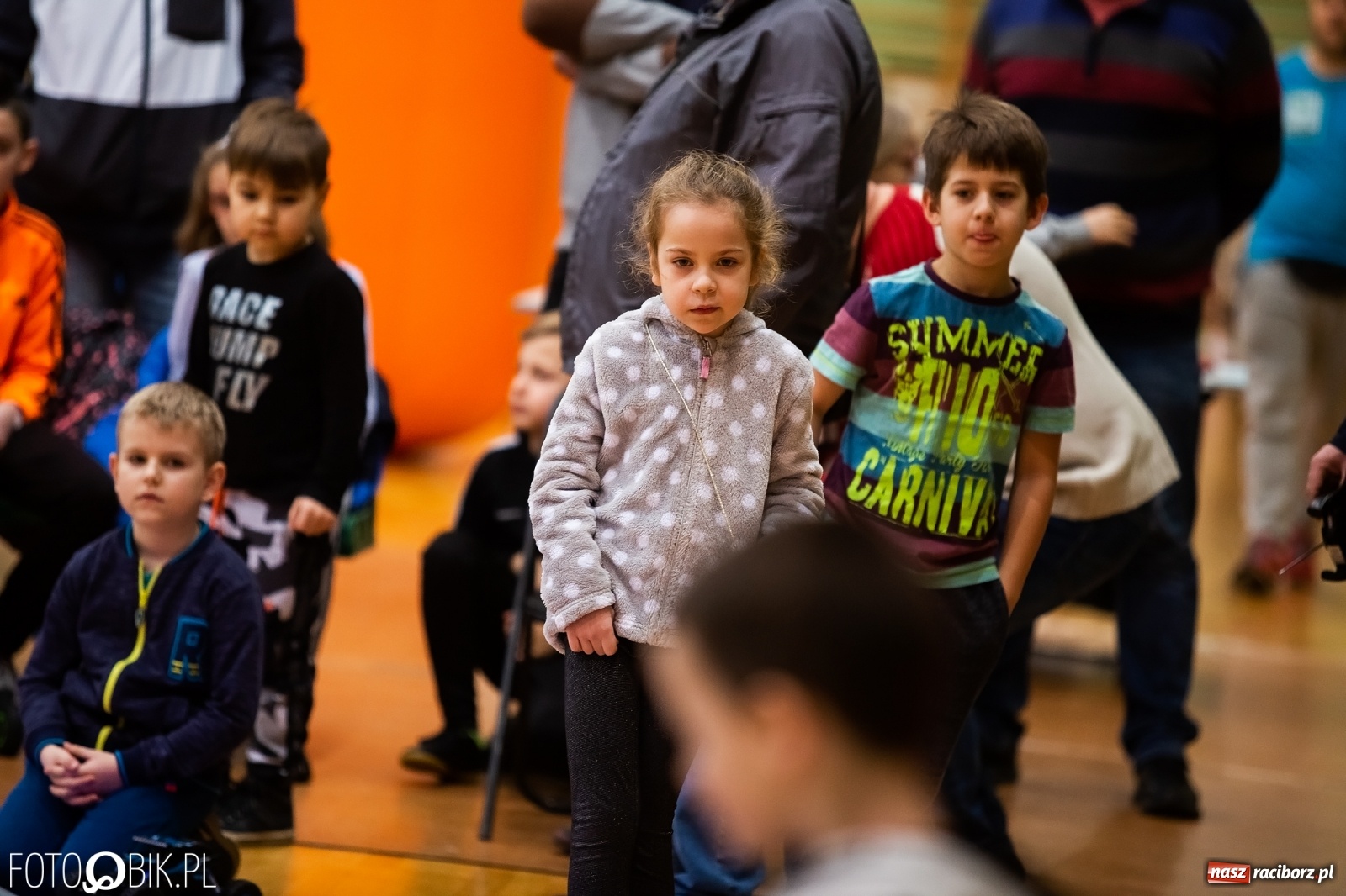 Zdjęcie w galerii na portalu naszraciborz.pl: Mistrzostwa Raciborza Aut Zdalnie Sterowanych w Arenie Rafako wiadomości z regionu