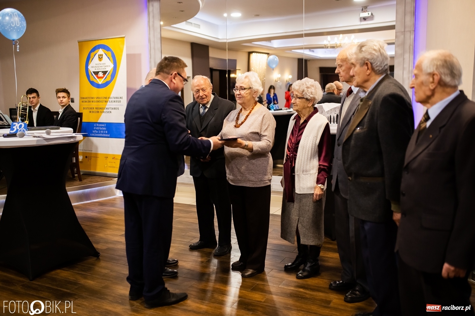 Zdjęcie w galerii na portalu naszraciborz.pl: Mniejszość niemiecka świętuje w Raciborzu 30-lecie działalności [FOTO] wiadomości z regionu