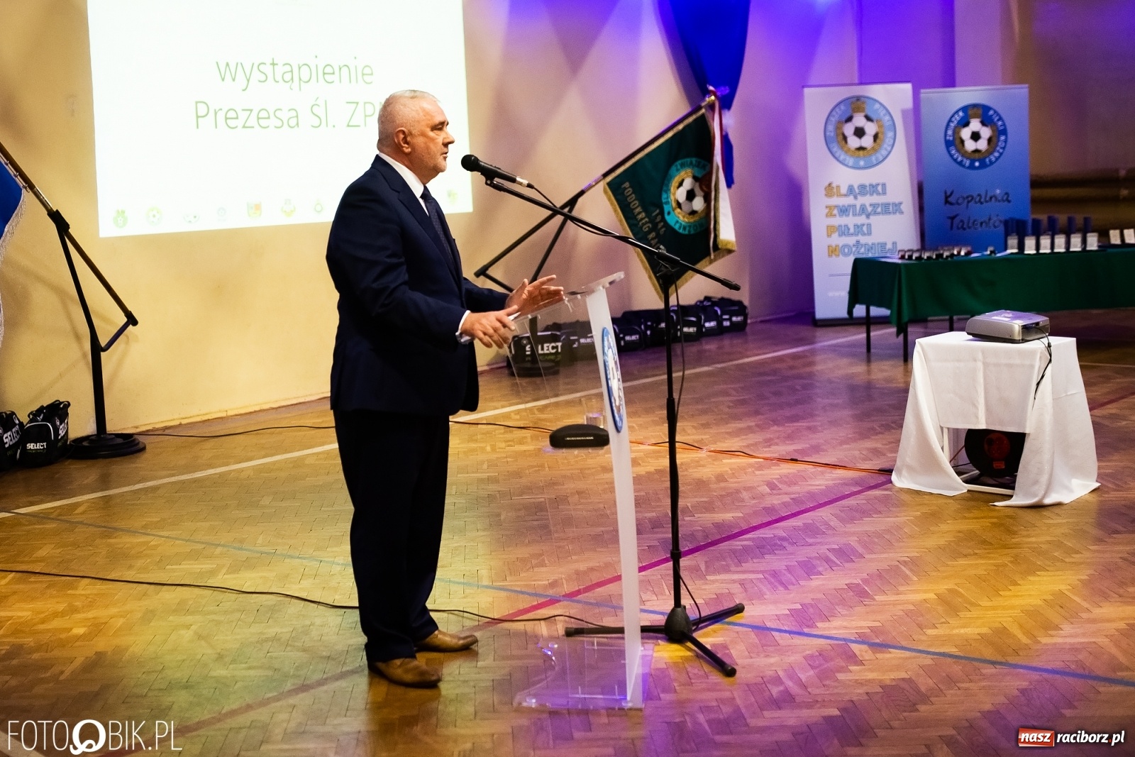 Zdjęcie w galerii na portalu naszraciborz.pl: Gala Jubileuszowa 100-lecia Śląskiego Związku Piłki Nożnej wiadomości z regionu