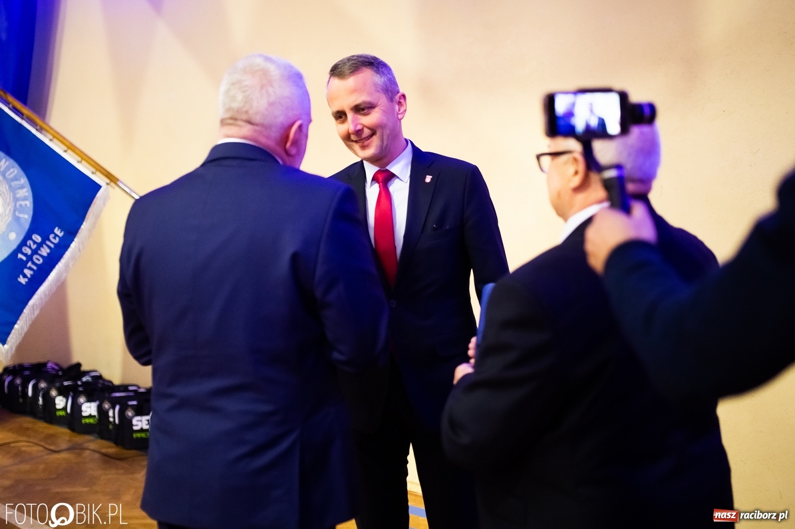 Zdjęcie w galerii na portalu naszraciborz.pl: Gala Jubileuszowa 100-lecia Śląskiego Związku Piłki Nożnej wiadomości z regionu