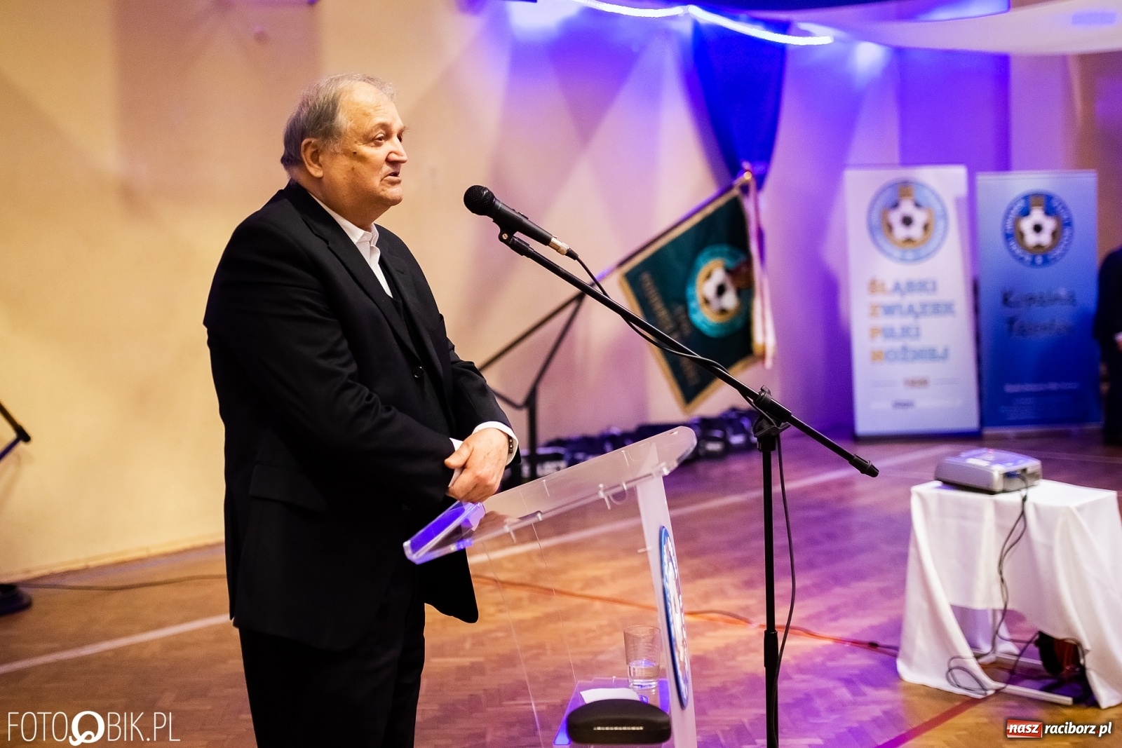 Zdjęcie w galerii na portalu naszraciborz.pl: Gala Jubileuszowa 100-lecia Śląskiego Związku Piłki Nożnej wiadomości z regionu