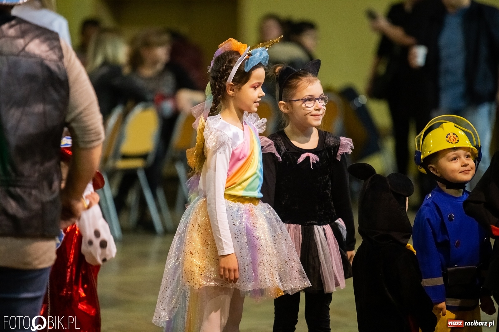 Zdjęcie w galerii na portalu naszraciborz.pl: Krzanowicki kolorowy Kinderball  wiadomości z regionu