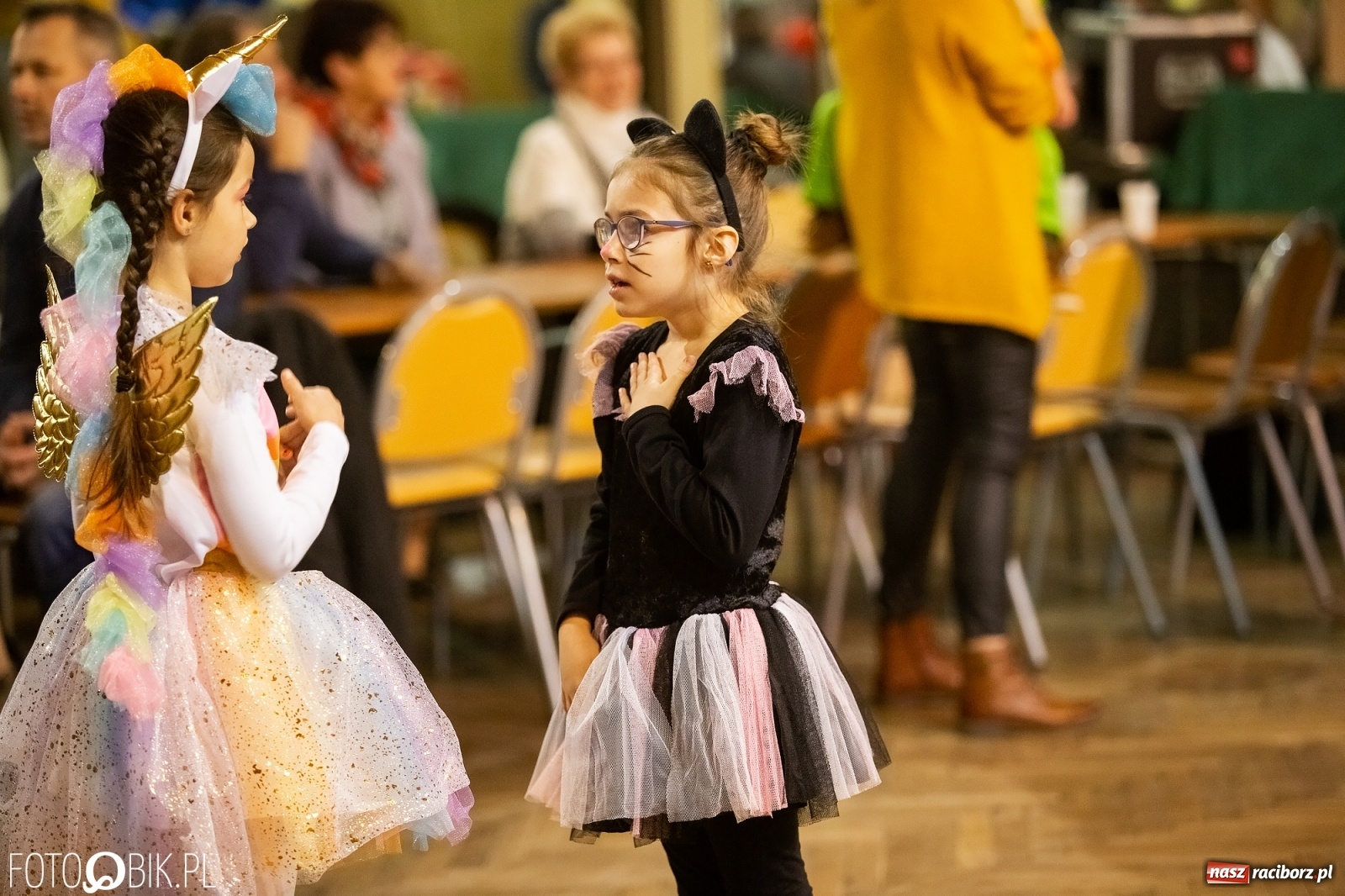 Zdjęcie w galerii na portalu naszraciborz.pl: Krzanowicki kolorowy Kinderball  wiadomości z regionu