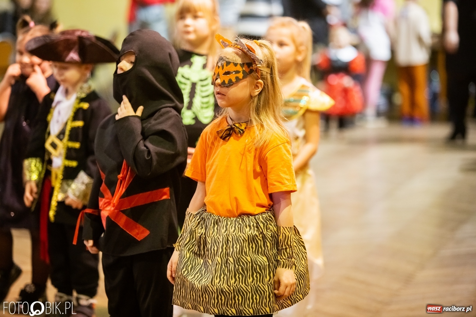 Zdjęcie w galerii na portalu naszraciborz.pl: Krzanowicki kolorowy Kinderball  wiadomości z regionu