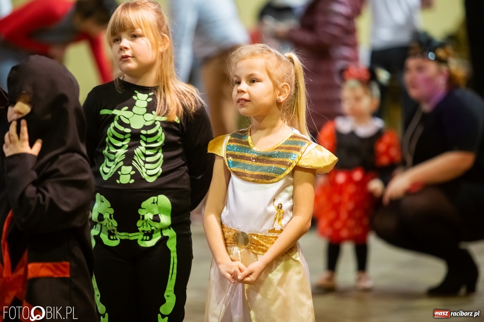 Zdjęcie w galerii na portalu naszraciborz.pl: Krzanowicki kolorowy Kinderball  wiadomości z regionu