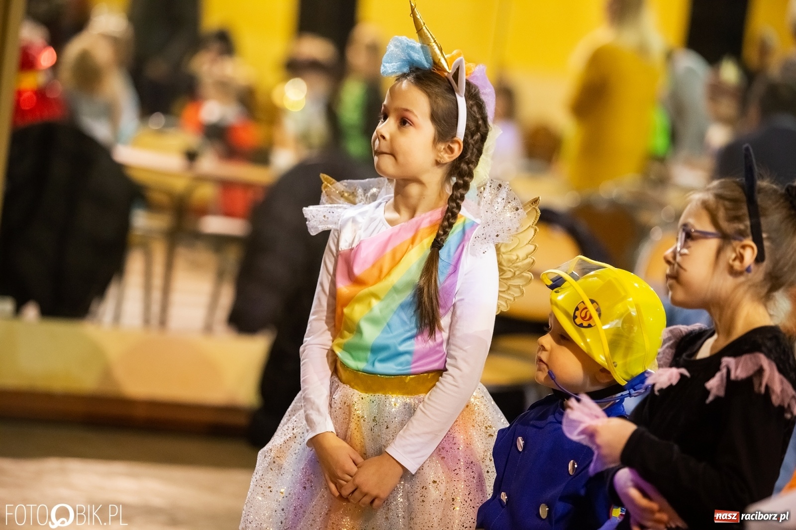 Zdjęcie w galerii na portalu naszraciborz.pl: Krzanowicki kolorowy Kinderball  wiadomości z regionu