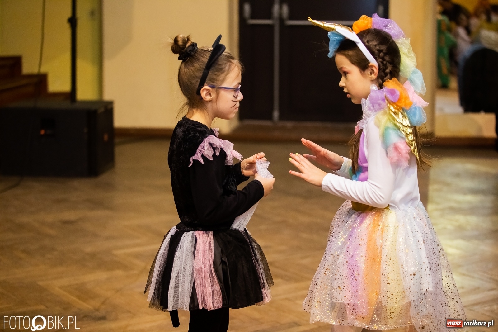 Zdjęcie w galerii na portalu naszraciborz.pl: Krzanowicki kolorowy Kinderball  wiadomości z regionu