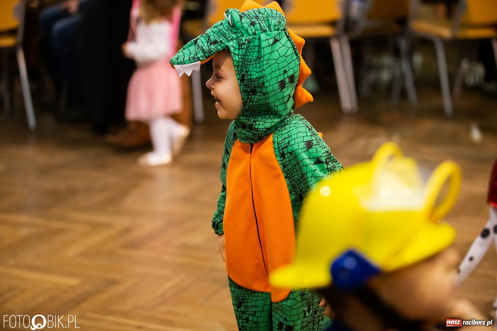 Zdjęcie w galerii na portalu naszraciborz.pl: Krzanowicki kolorowy Kinderball  wiadomości z regionu