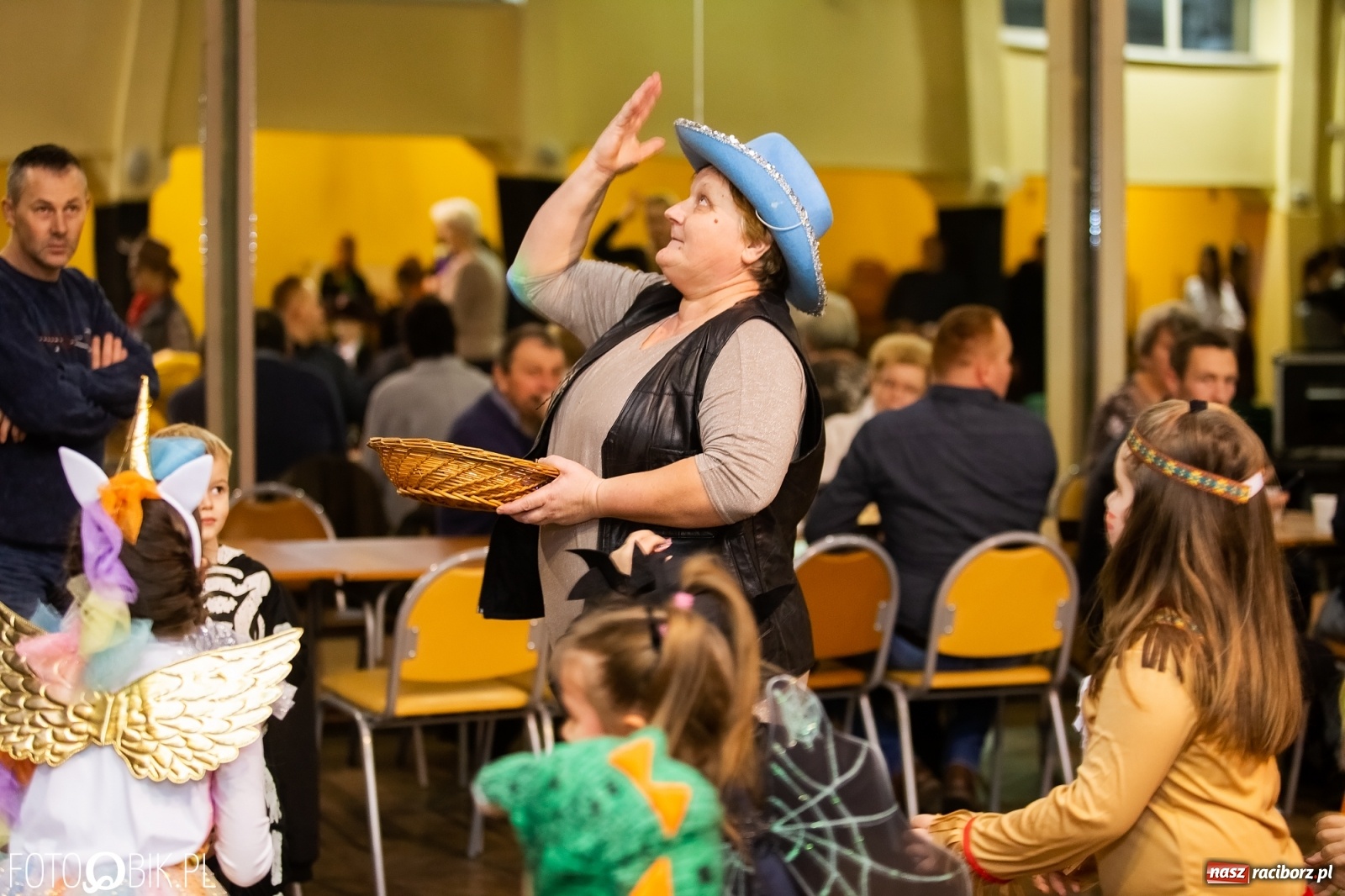 Zdjęcie w galerii na portalu naszraciborz.pl: Krzanowicki kolorowy Kinderball  wiadomości z regionu