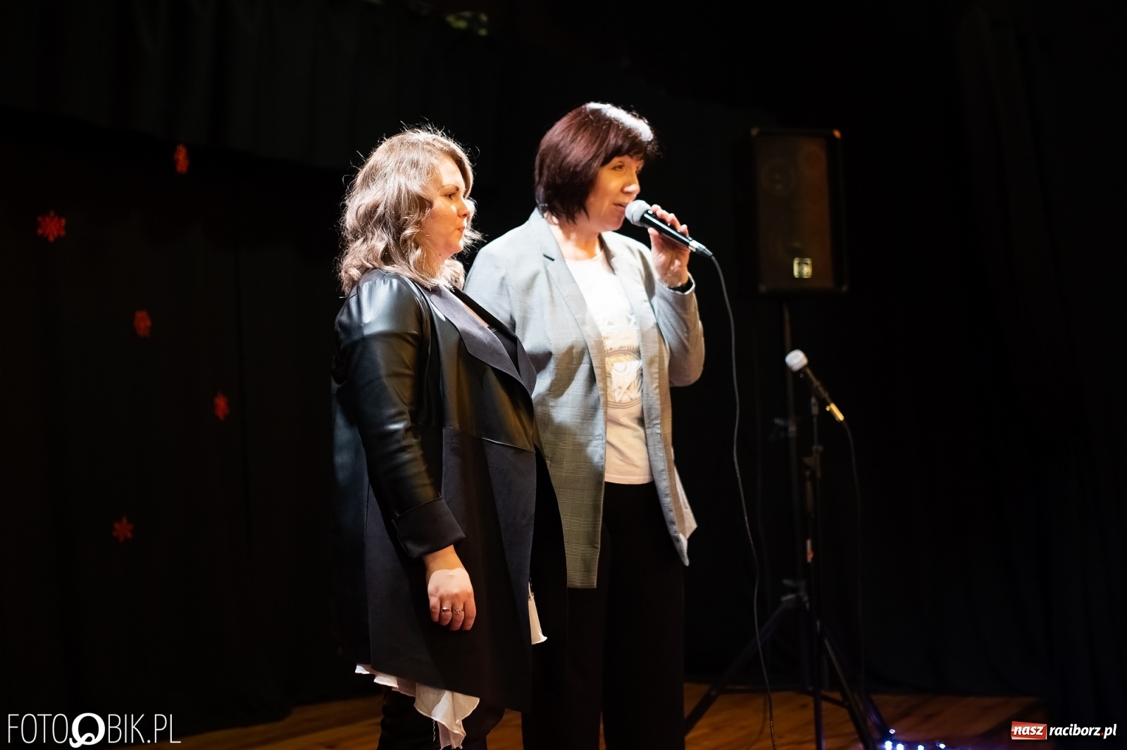 Zdjęcie w galerii na portalu naszraciborz.pl: Koncert Świąteczny wokalistów Studia Muzyki, Piosenki i Teatru ARS wiadomości z regionu