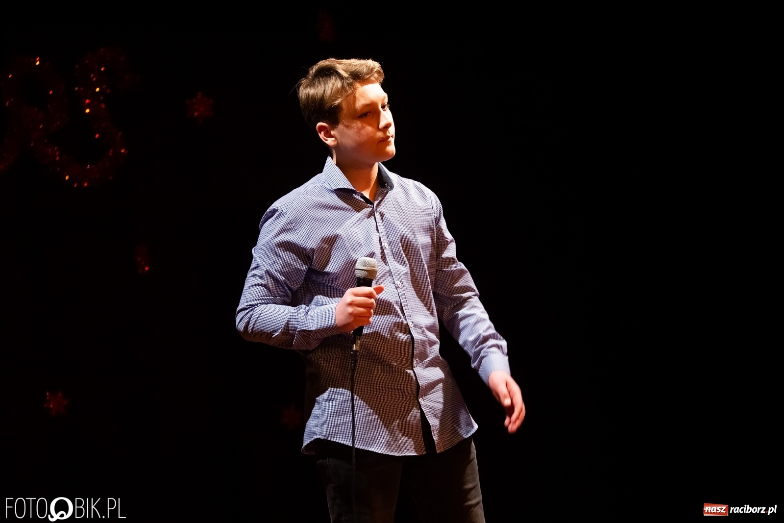 Zdjęcie w galerii na portalu naszraciborz.pl: Koncert Świąteczny wokalistów Studia Muzyki, Piosenki i Teatru ARS wiadomości z regionu