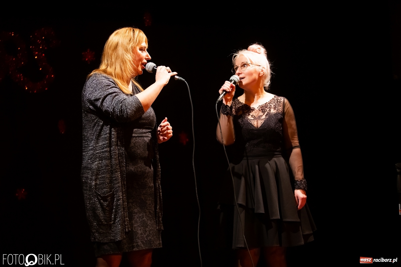 Zdjęcie w galerii na portalu naszraciborz.pl: Koncert Świąteczny wokalistów Studia Muzyki, Piosenki i Teatru ARS wiadomości z regionu