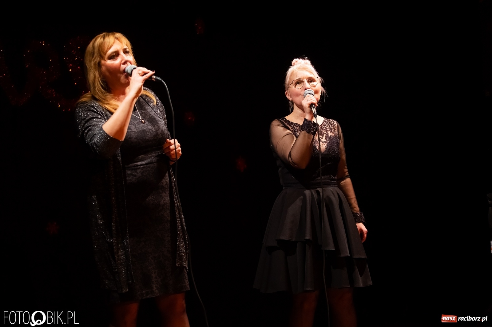 Zdjęcie w galerii na portalu naszraciborz.pl: Koncert Świąteczny wokalistów Studia Muzyki, Piosenki i Teatru ARS wiadomości z regionu