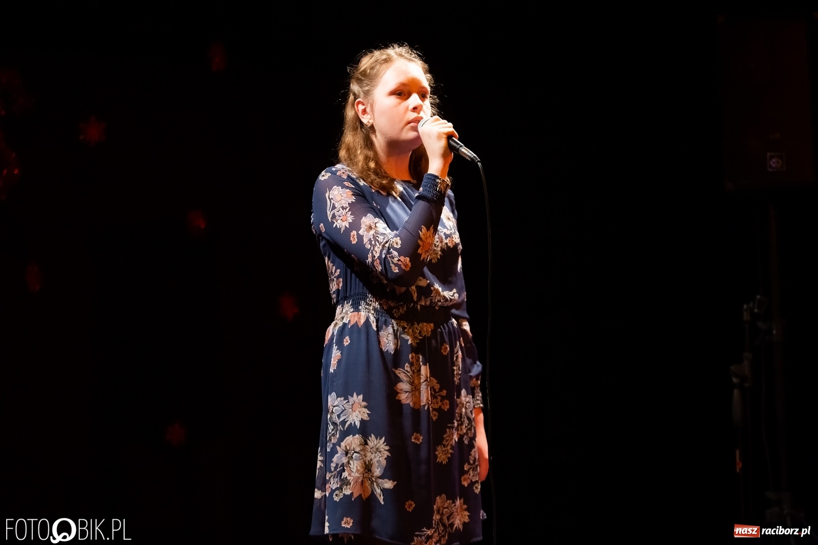 Zdjęcie w galerii na portalu naszraciborz.pl: Koncert Świąteczny wokalistów Studia Muzyki, Piosenki i Teatru ARS wiadomości z regionu