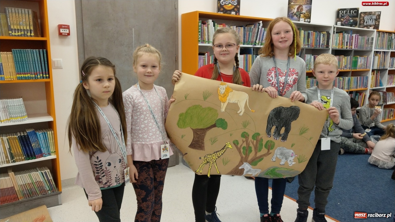 Zdjęcie w galerii na portalu naszraciborz.pl: Młodzi czytelnicy w podróży. Ferii z biblioteką ciąg dalszy wiadomości z regionu