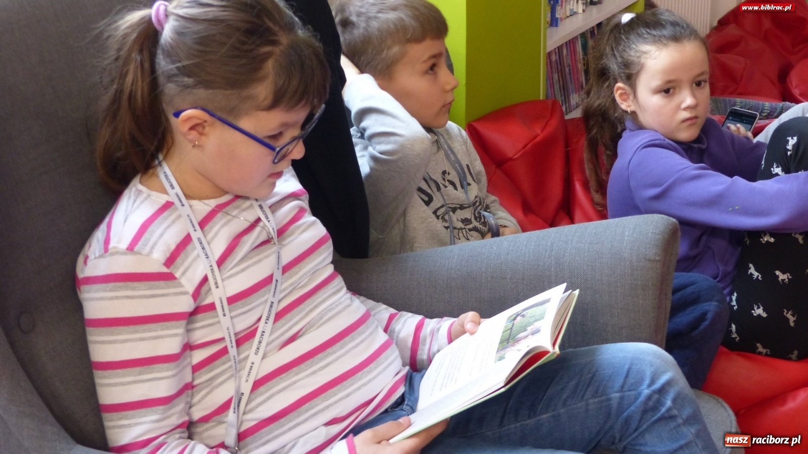 Zdjęcie w galerii na portalu naszraciborz.pl: Młodzi czytelnicy w podróży. Ferii z biblioteką ciąg dalszy wiadomości z regionu