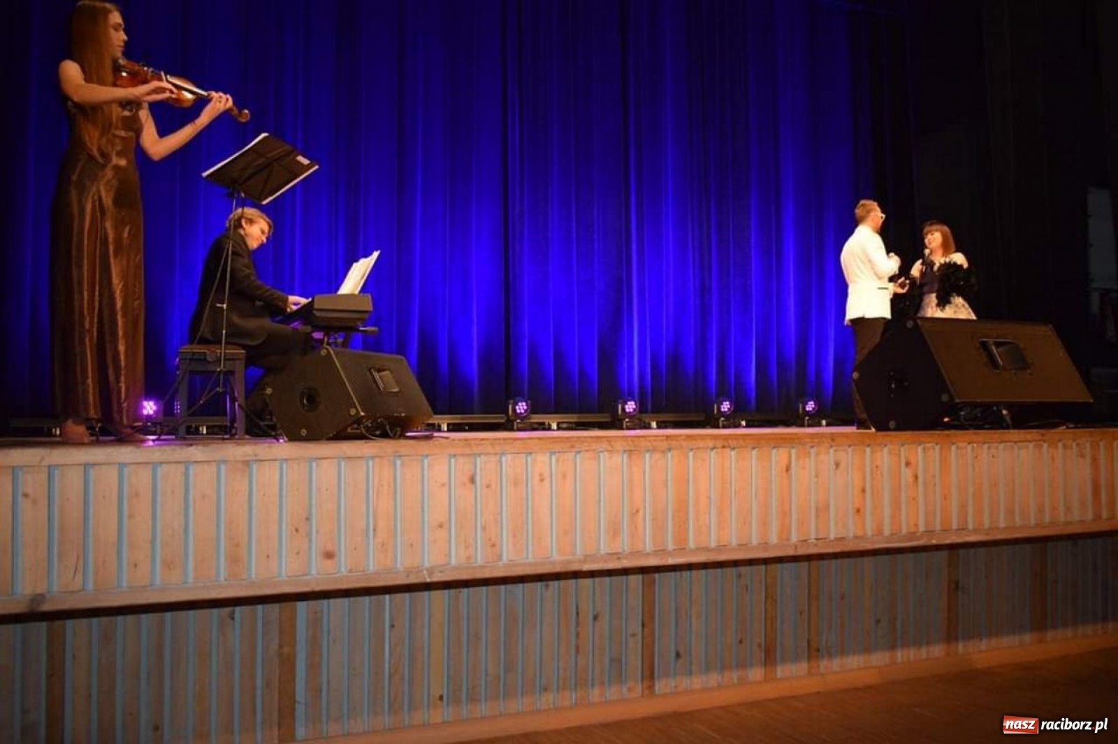 Zdjęcie w galerii na portalu naszraciborz.pl: Niedziela w Kuźni Kultury pod znakiem operetkowych przebojów wiadomości z regionu