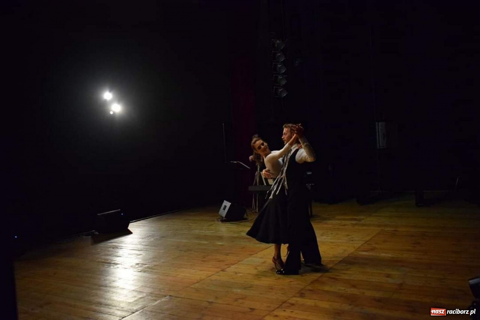 Zdjęcie w galerii na portalu naszraciborz.pl: Niedziela w Kuźni Kultury pod znakiem operetkowych przebojów wiadomości z regionu