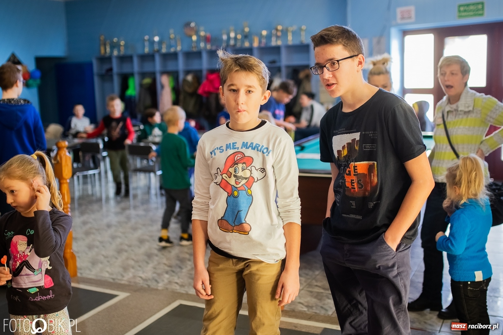 Zdjęcie w galerii na portalu naszraciborz.pl: Kręgielnia pełna zabawy. Zawody przy Zamkowej [FOTO] wiadomości z regionu