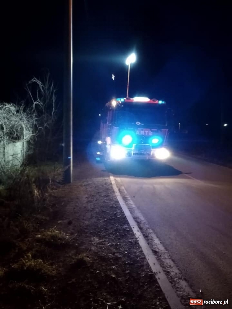 Zdjęcie w galerii na portalu naszraciborz.pl: Czad przy Opawskiej i Rudzkiej. 10-letnia dziewczynka trafiła do szpitala wiadomości z regionu