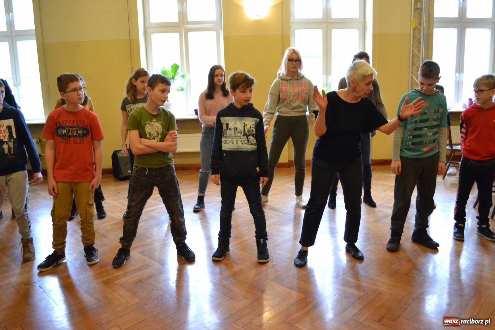 Zdjęcie w galerii na portalu naszraciborz.pl: Warsztaty bębniarskie w RCK wiadomości z regionu