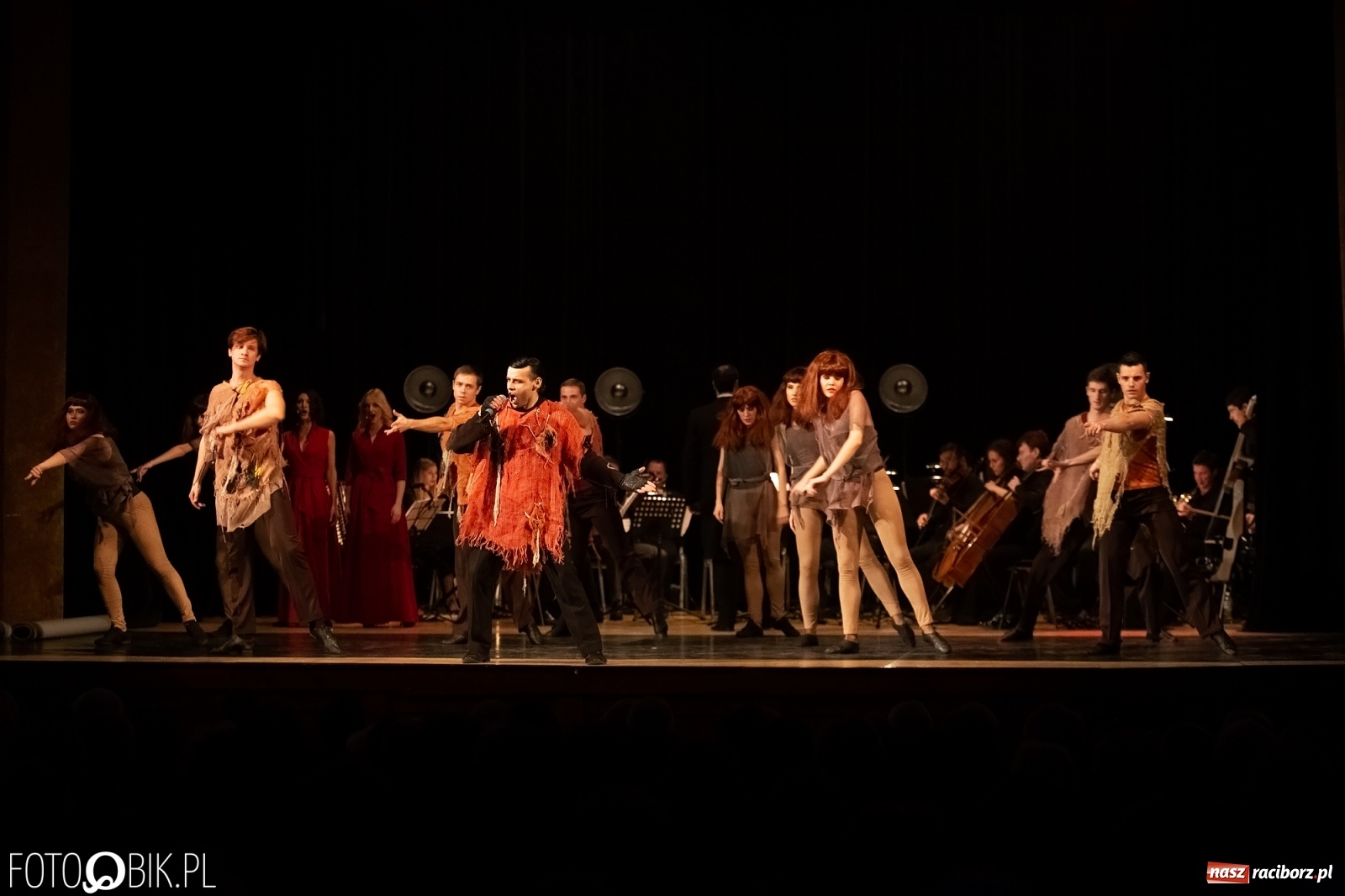 Zdjęcie w galerii na portalu naszraciborz.pl: Grand Orkiestra z Odessy zagrała w RCK wiadomości z regionu