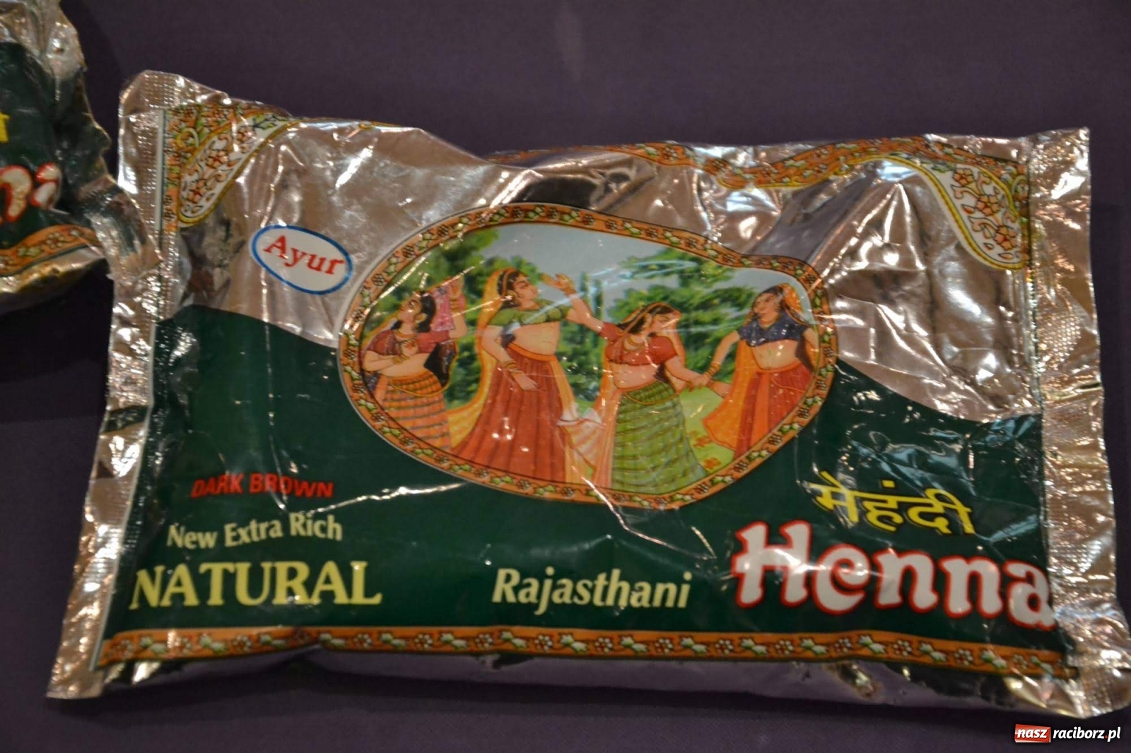 Zdjęcie w galerii na portalu naszraciborz.pl: Ferie na zamku. Na początek malowanie henną wiadomości z regionu