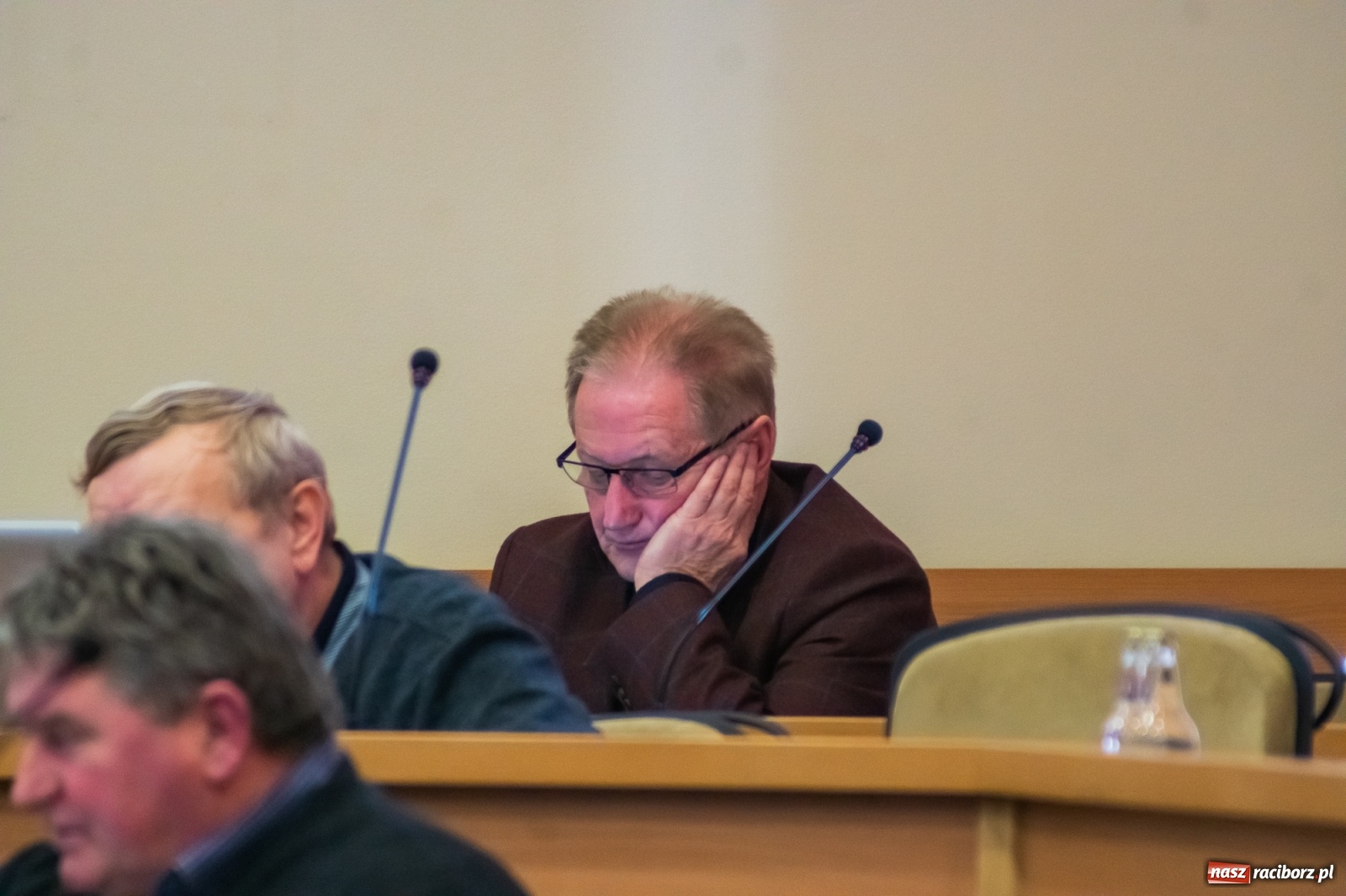 Zdjęcie w galerii na portalu naszraciborz.pl: Skok o dwa stulecia! Komisja od spraw czystego powietrza składa raport  wiadomości z regionu