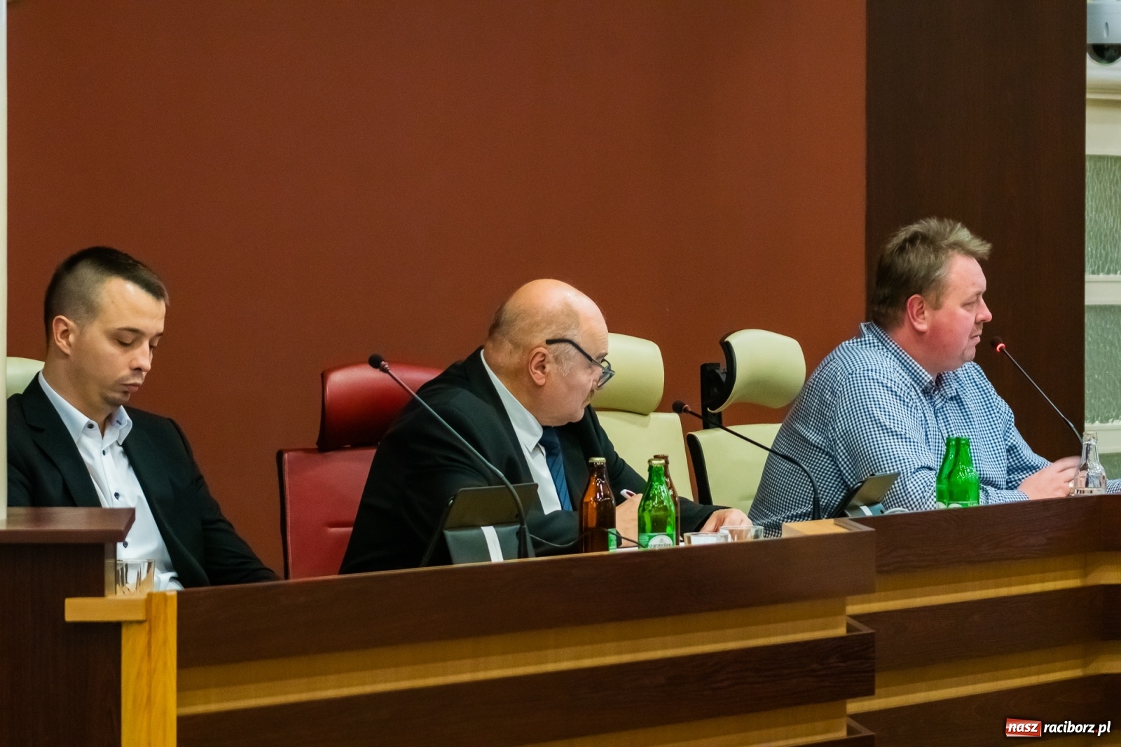 Zdjęcie w galerii na portalu naszraciborz.pl: Skok o dwa stulecia! Komisja od spraw czystego powietrza składa raport  wiadomości z regionu