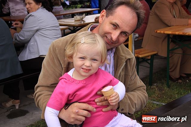 Zdjęcie w galerii na portalu naszraciborz.pl: Dożynki w Owsiszczach i Zabełkowie wiadomości z regionu